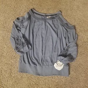 Knox Rose Cold-Shoulder Top NWT